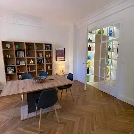 Palais -2-bedroom -ponteil -stayinantibes Апартаменты