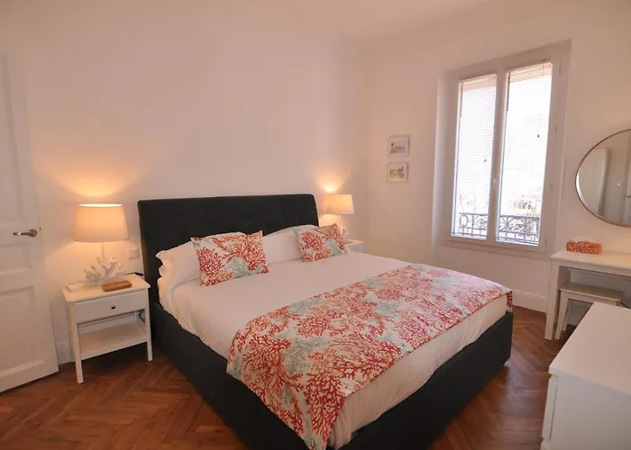 Palais -2-bedroom -ponteil -stayinantibes