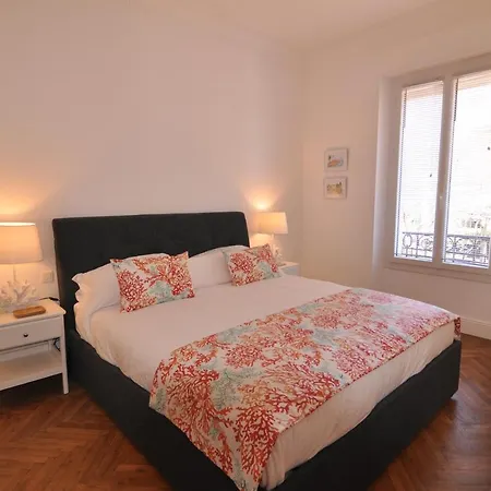 Palais -2-bedroom -ponteil -stayinantibes
