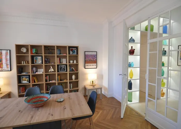 Palais -2-bedroom -ponteil -stayinantibes